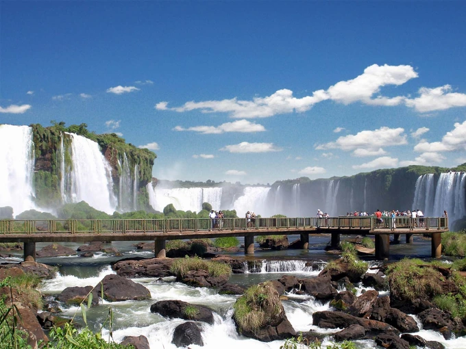 Vista panorâmica das Cataratas do Iguaçu